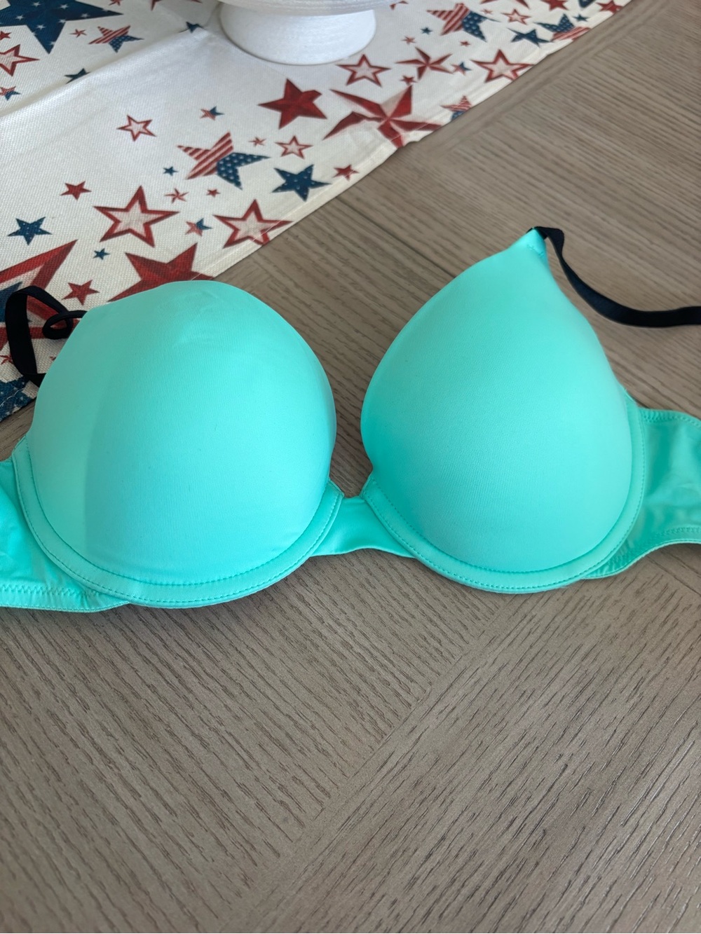 Victoria's Secret Mint T-Shirt Bra